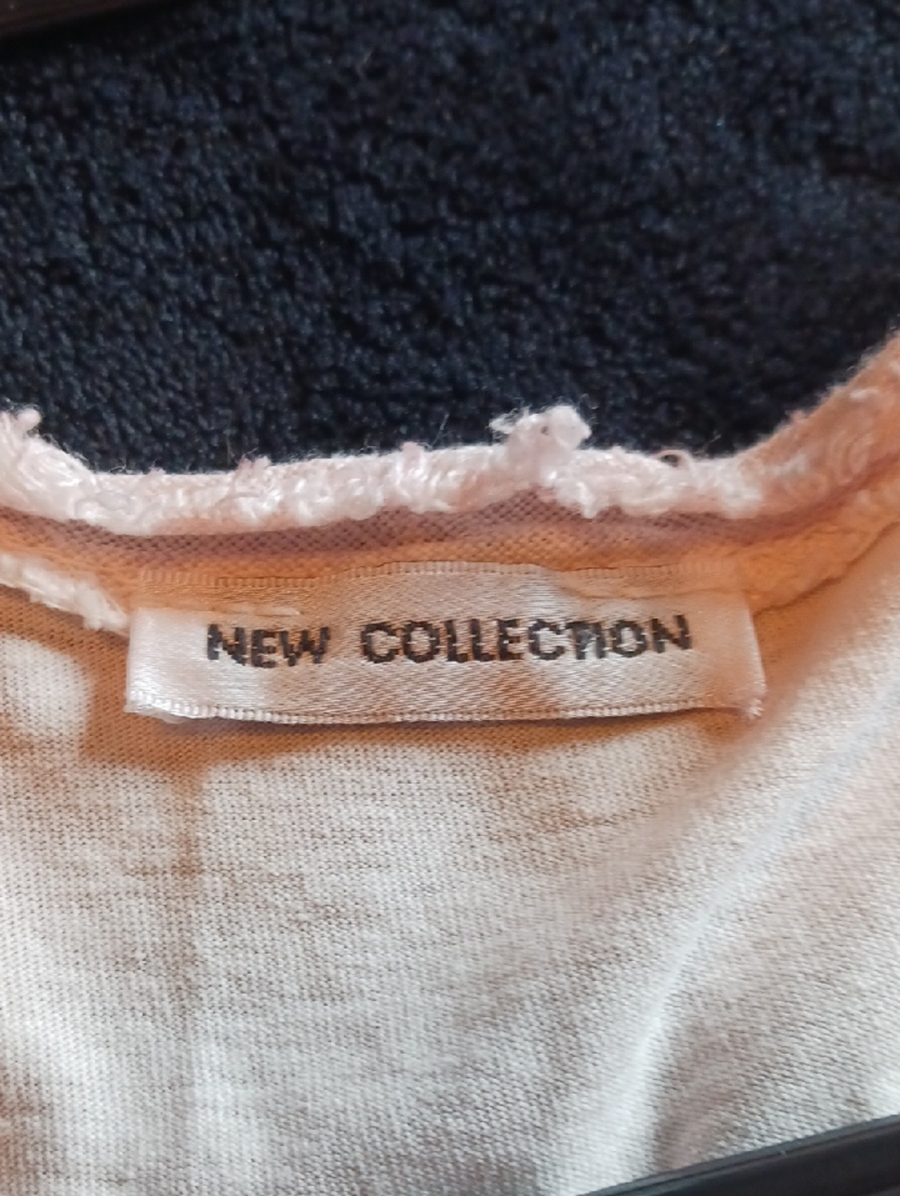 New Collection Top - Picture 6 of 7